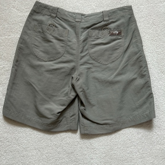North Face Shorts. - Picture 4 of 8